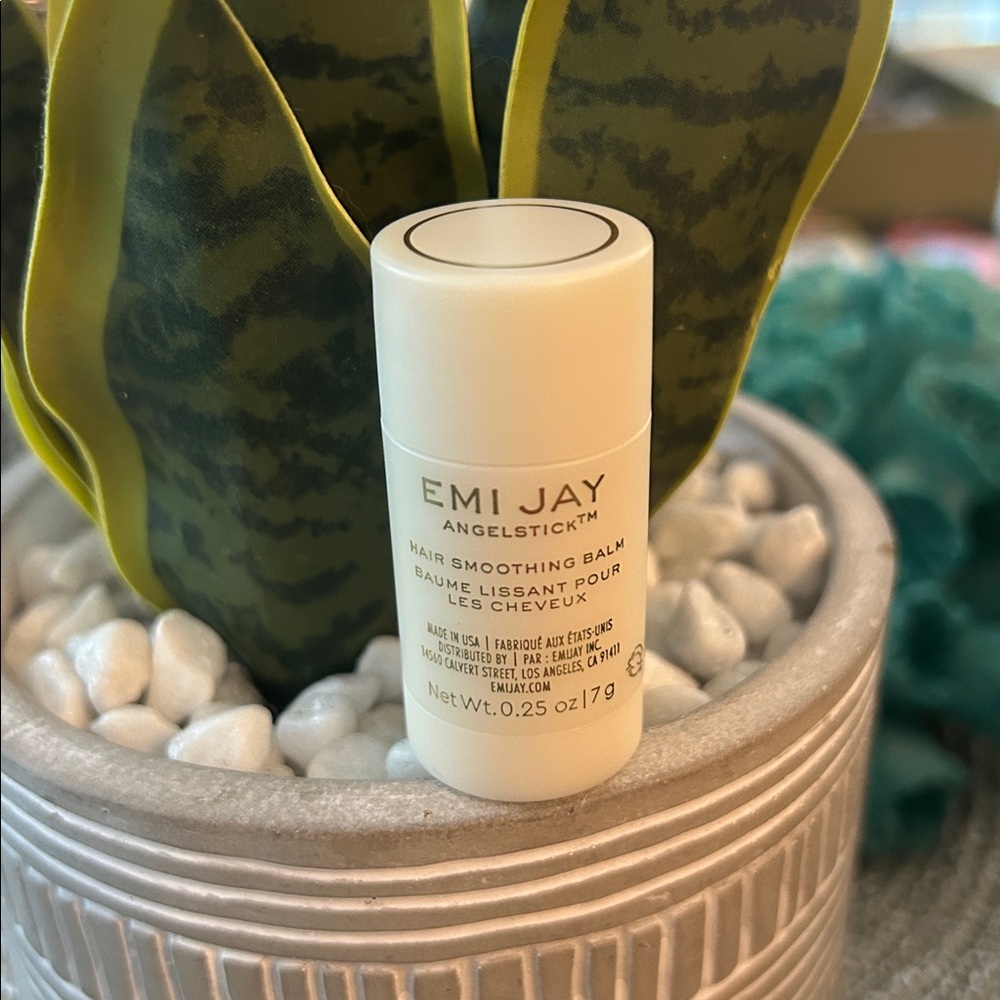 Emi Jay Angelstick Hair Style Smoothing Balm White NEW Tames Flyaways Frizz NEW - Picture 10 of 15